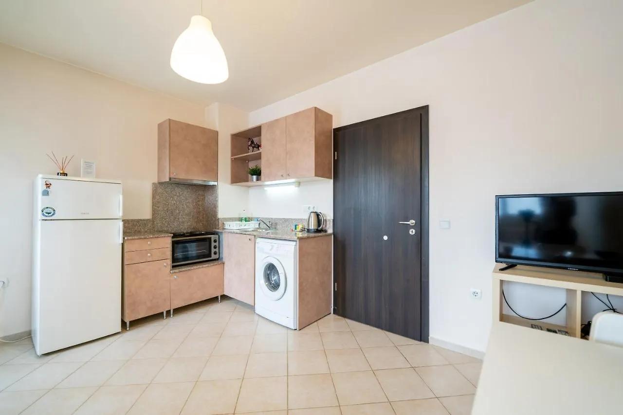 Cozy Little Apartment In The Heart Of Studentski Grad Sofia