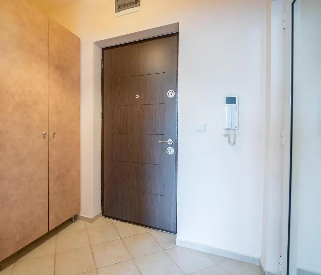 Cozy Little Apartment In The Heart Of Studentski Grad Sofia 0*,