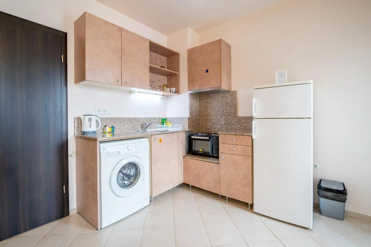 Cozy Little Apartment In The Heart Of Studentski Grad Sofia